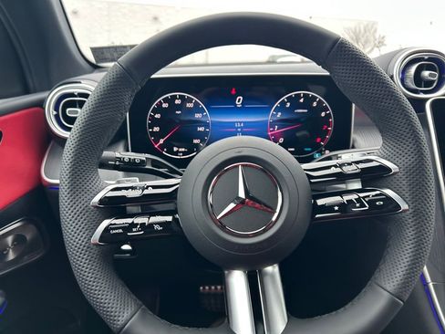 New 2026 Mercedes-Benz GLC 300 4MATIC image 9