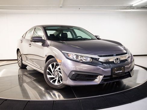 Used 2017 Honda Civic EX image 9