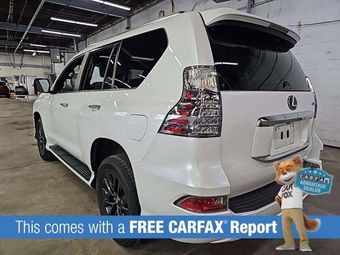 Certified 2023 Lexus GX 460 Premium w/ Premium Package image 2
