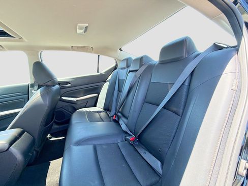 Used 2020 Nissan Altima 2.5 SR w/ Premium Package FWD image 15