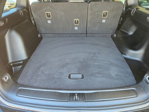 Used 2025 Jeep Grand Cherokee Altitude image 29