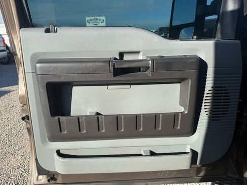 Used 2015 Ford F250 XL w/ Power Equipment Group image 21