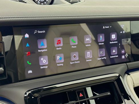 New 2025 Porsche Panamera 4 image 18