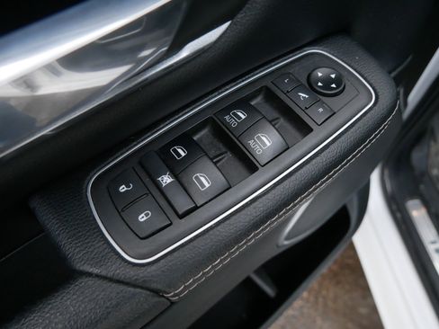 Certified 2021 RAM 1500 Laramie image 20