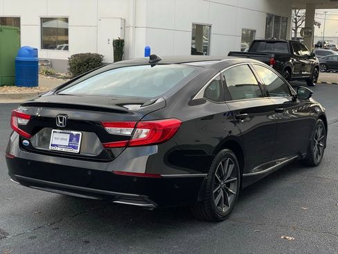 Certified 2021 Honda Accord EX-L image 6