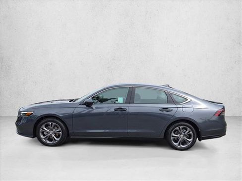 Used 2023 Honda Accord EX image 9