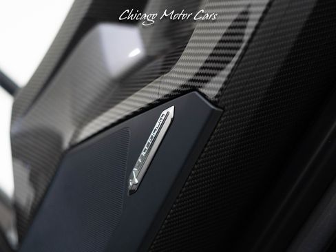 Used 2017 Lamborghini Aventador LP 750-4 Superveloce image 41