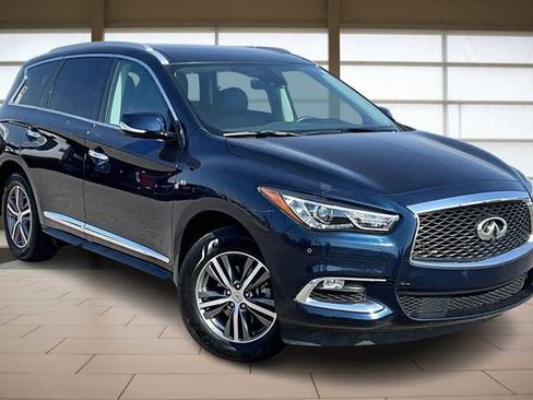 Used 2020 INFINITI QX60 Luxe w/ Essential Package image 12