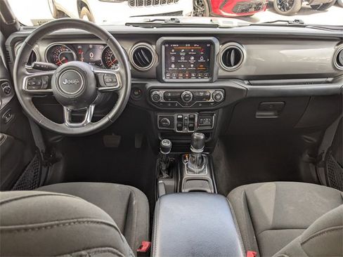 Certified 2018 Jeep Wrangler Unlimited Sahara image 12