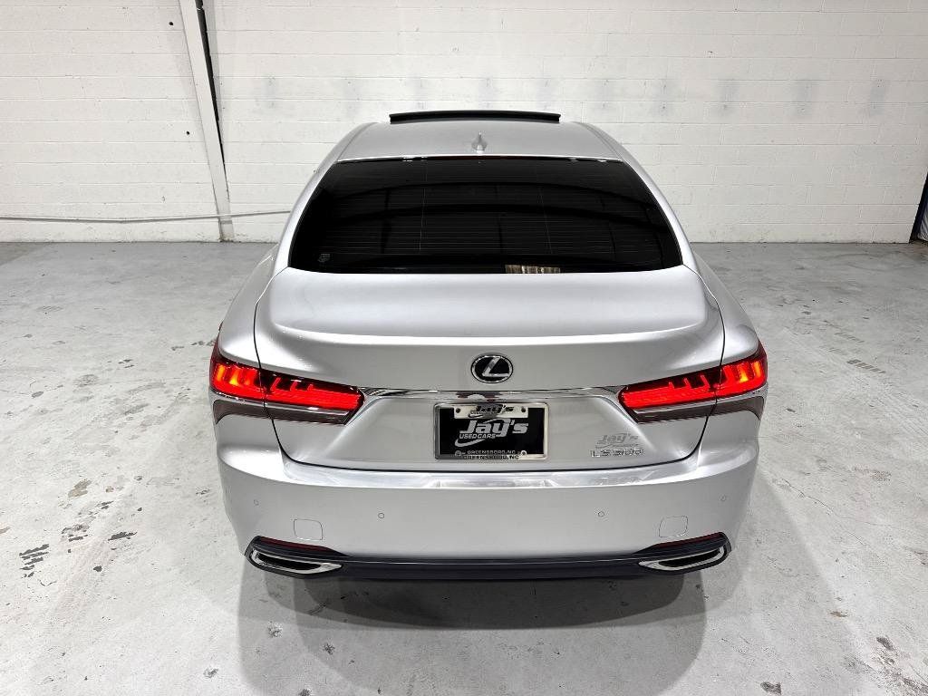 Used 2018 Lexus LS 500 w/ Accessory Package (Z1) RWD image 27