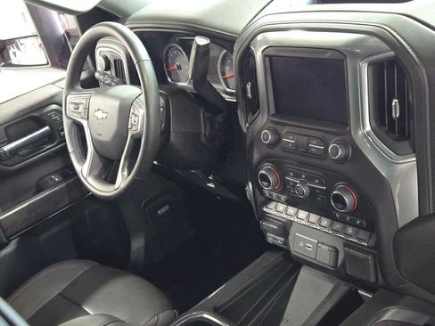 Used 2022 Chevrolet Silverado 3500 LTZ w/ LTZ Plus Package image 12