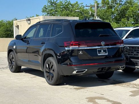 New 2026 Volkswagen Atlas SE FWD image 7