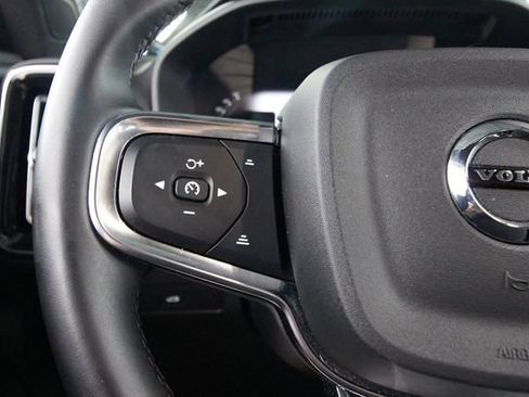 Certified 2023 Volvo XC40 Recharge Ultimate w/ Protection Package Premier AWD/4WD image 17