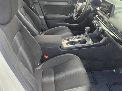Used 2025 Honda Civic Sport image 18