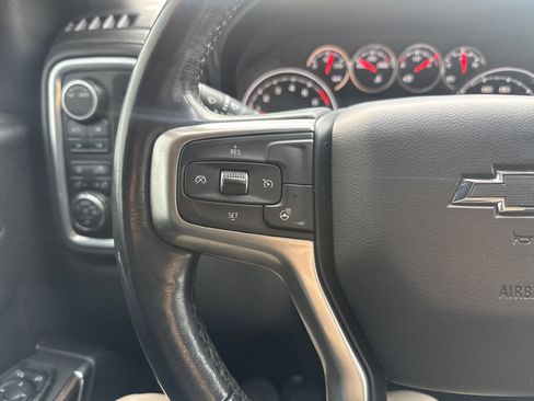 Used 2021 Chevrolet Silverado 1500 LT Trail Boss w/ Convenience Package II image 18