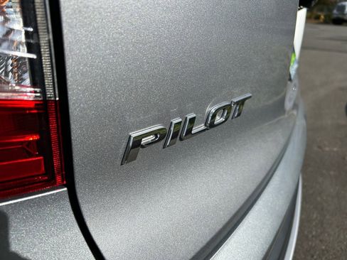 Used 2021 Honda Pilot Touring image 33