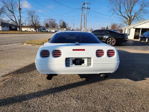 Used 1994 Chevrolet Corvette Coupe image 6
