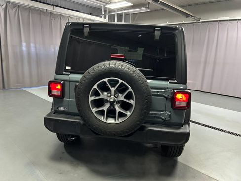 Used 2024 Jeep Wrangler Unlimited Sport AWD/4WD image 6