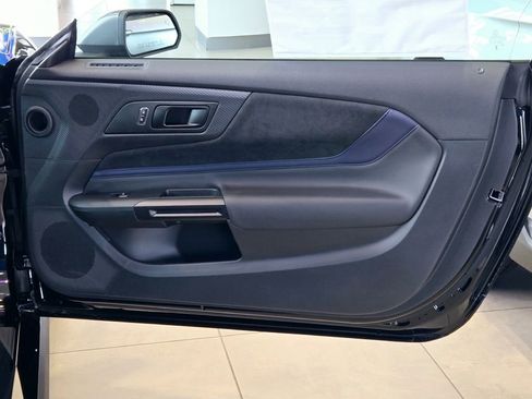 New 2025 Ford Mustang Dark Horse image 4