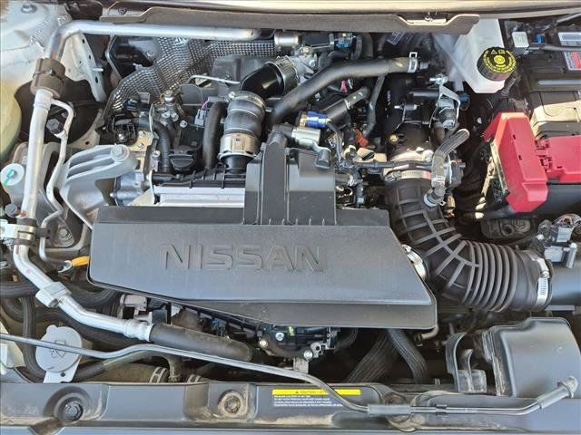 Used 2024 Nissan Rogue S AWD/4WD image 22
