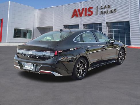 Used 2025 Hyundai Sonata SEL FWD image 6