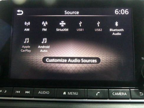 Used 2023 Nissan Rogue S image 41