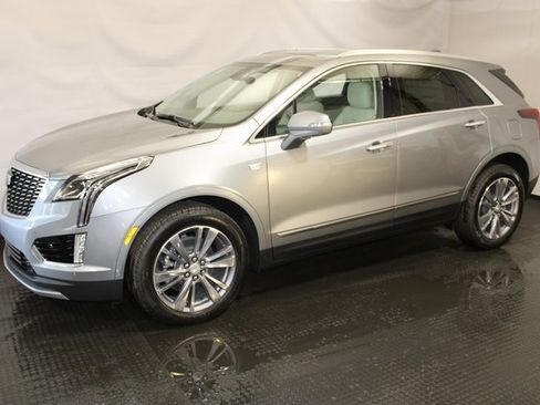 New 2025 Cadillac XT5 Premium Luxury w/ LPO, Floor Liner Package image 2