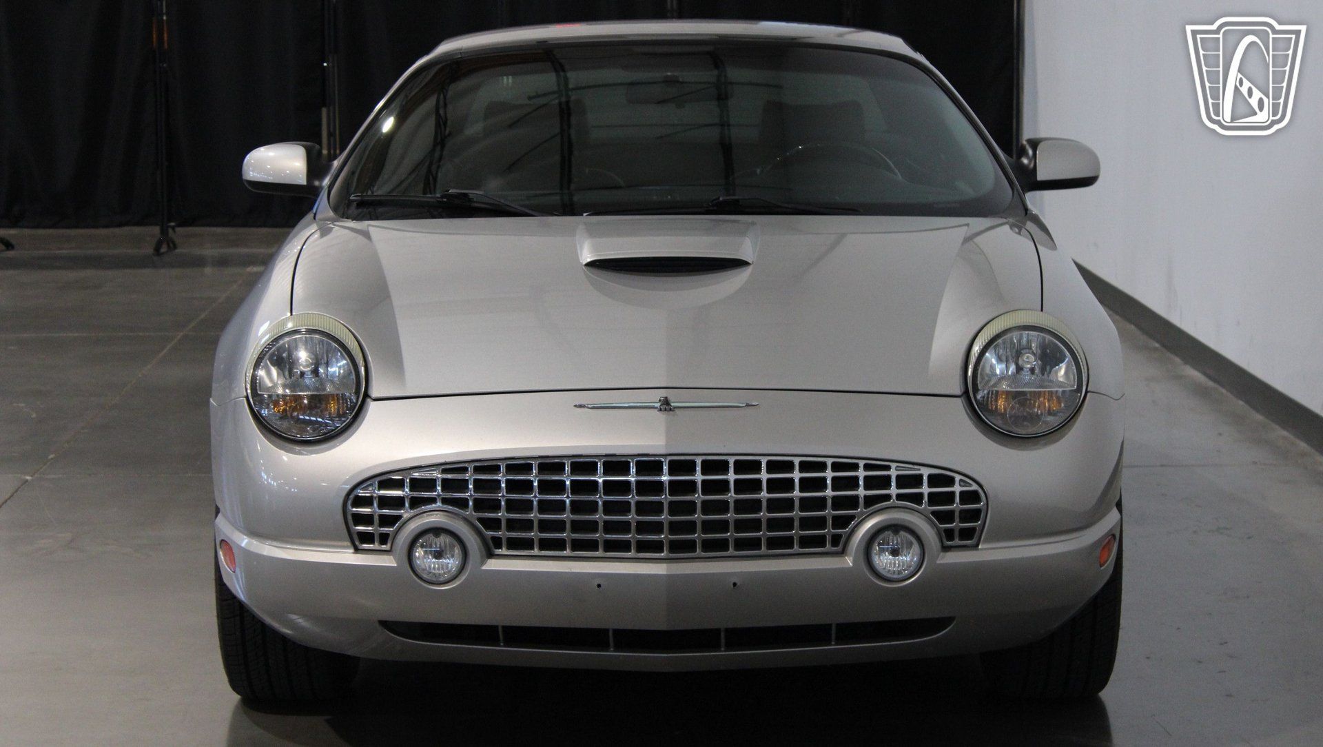 Used 2004 Ford Thunderbird RWD image 21