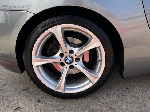 Used 2011 BMW Z4 sDrive30i image 15