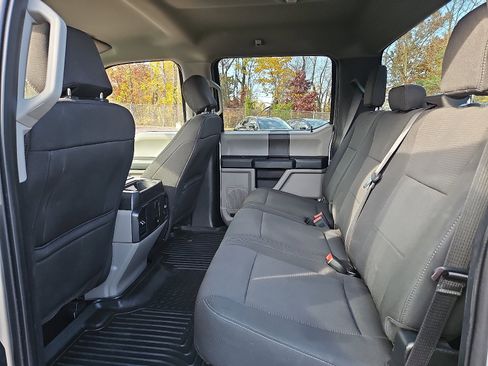 Used 2018 Ford F150 XL w/ Equipment Group 101A Mid image 10