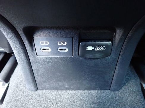 Used 2024 Toyota Prius Prime FWD image 18