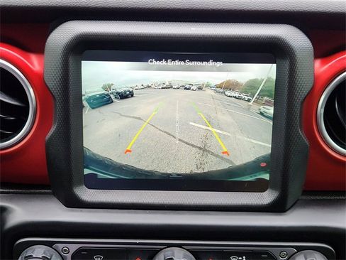 Used 2022 Jeep Wrangler Unlimited Rubicon image 12