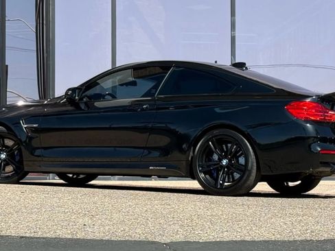 Used 2017 BMW M4 Coupe image 7