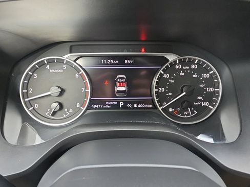 Certified 2025 Nissan Rogue SV FWD image 21