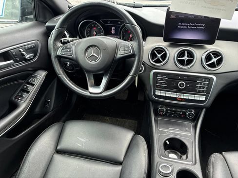 Used 2019 Mercedes-Benz GLA 250 4MATIC image 9