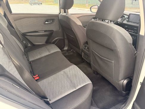 Used 2021 Nissan Rogue SV image 13