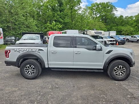 Certified 2017 Ford F150 Raptor w/ Equipment Group 802A Luxury AWD/4WD image 9