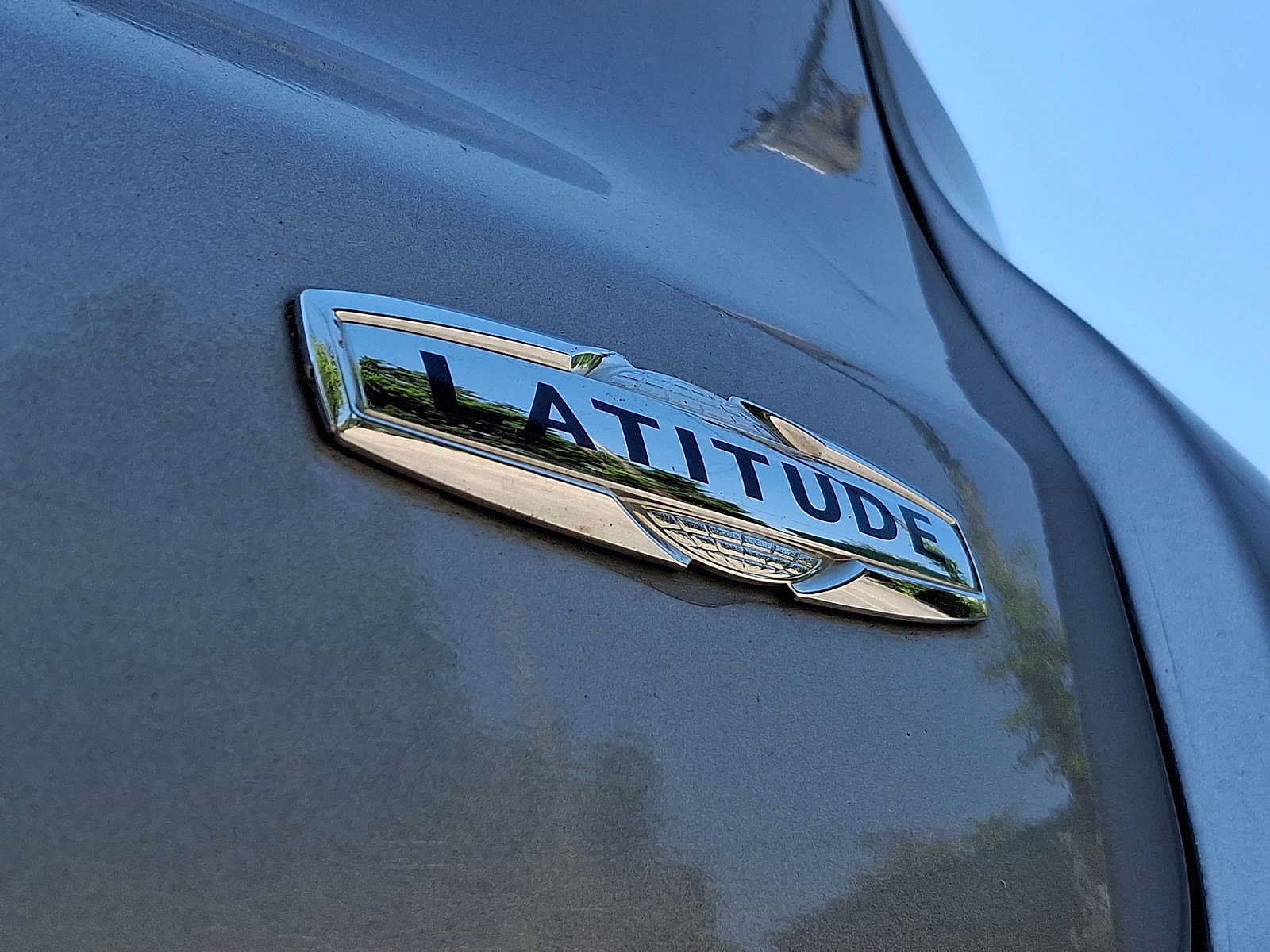Used 2020 Jeep Compass Latitude w/ Popular Equipment Group FWD image 28