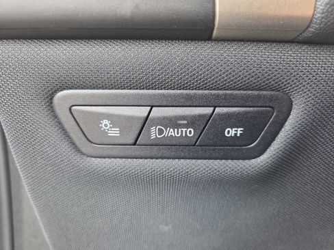 Used 2024 BMW iX xDrive50 w/ Premium Package image 21