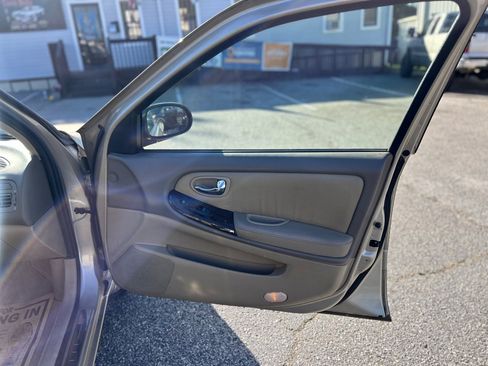 Used 2001 INFINITI I30 FWD image 14