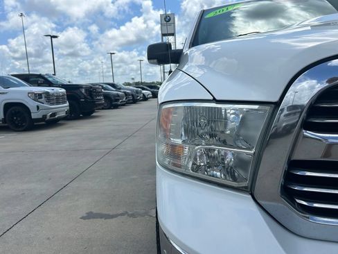 Used 2017 RAM 1500 Big Horn RWD image 28