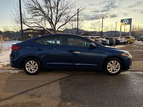 Used 2018 Hyundai Elantra SE image 6