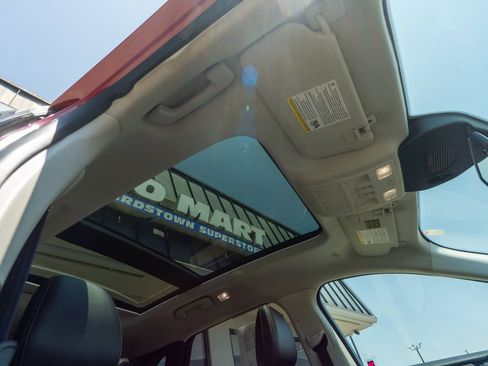 Used 2022 Ford Escape Titanium w/ Titanium Elite Package image 34