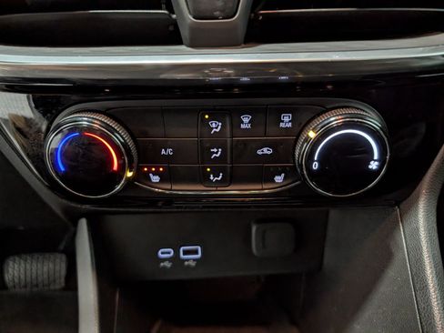 Used 2024 Buick Encore GX Sport Touring w/ Comfort Package image 20