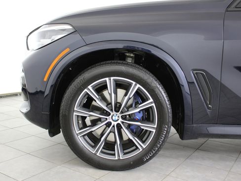 Certified 2023 BMW X5 xDrive40i w/ M Sport Package image 11