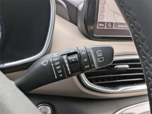 Used 2023 Hyundai Santa Fe SEL image 33