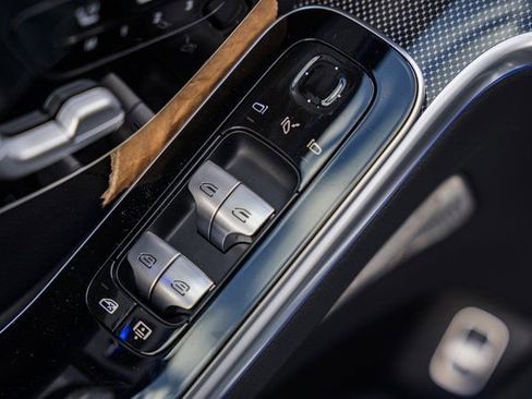 New 2026 Mercedes-Benz S 580 4MATIC Sedan image 40