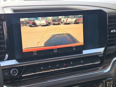 Used 2024 Chevrolet Silverado 1500 LT Trail Boss w/ Convenience Package II image 20