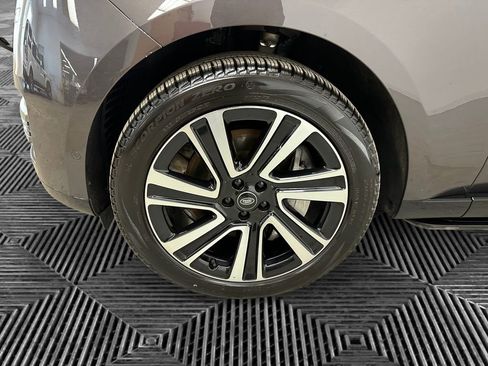 Used 2023 Land Rover Range Rover SE AWD/4WD image 14