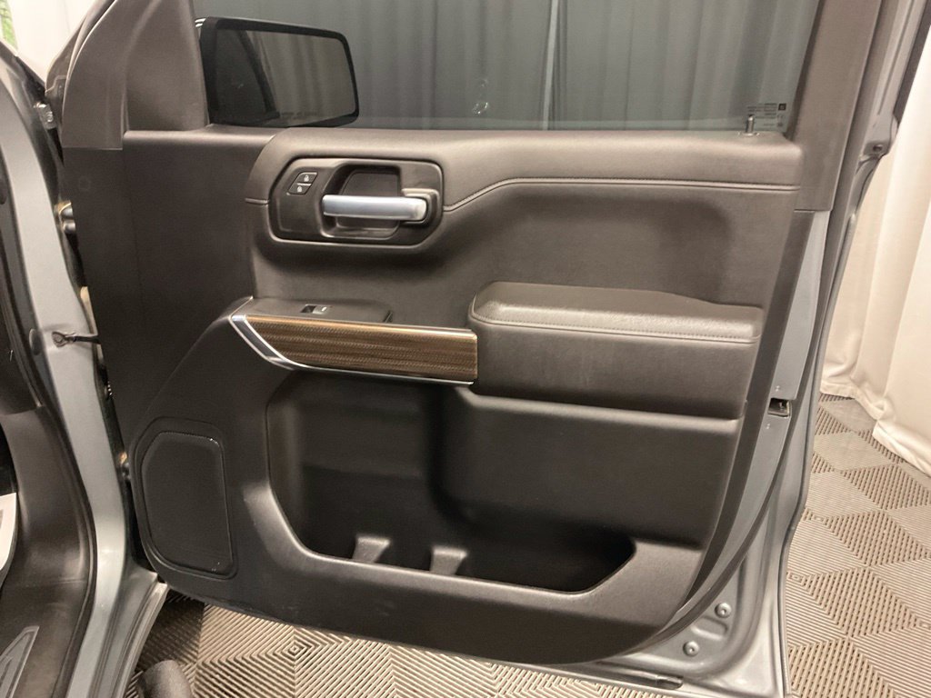 Used 2021 Chevrolet Silverado 1500 LT AWD/4WD image 29